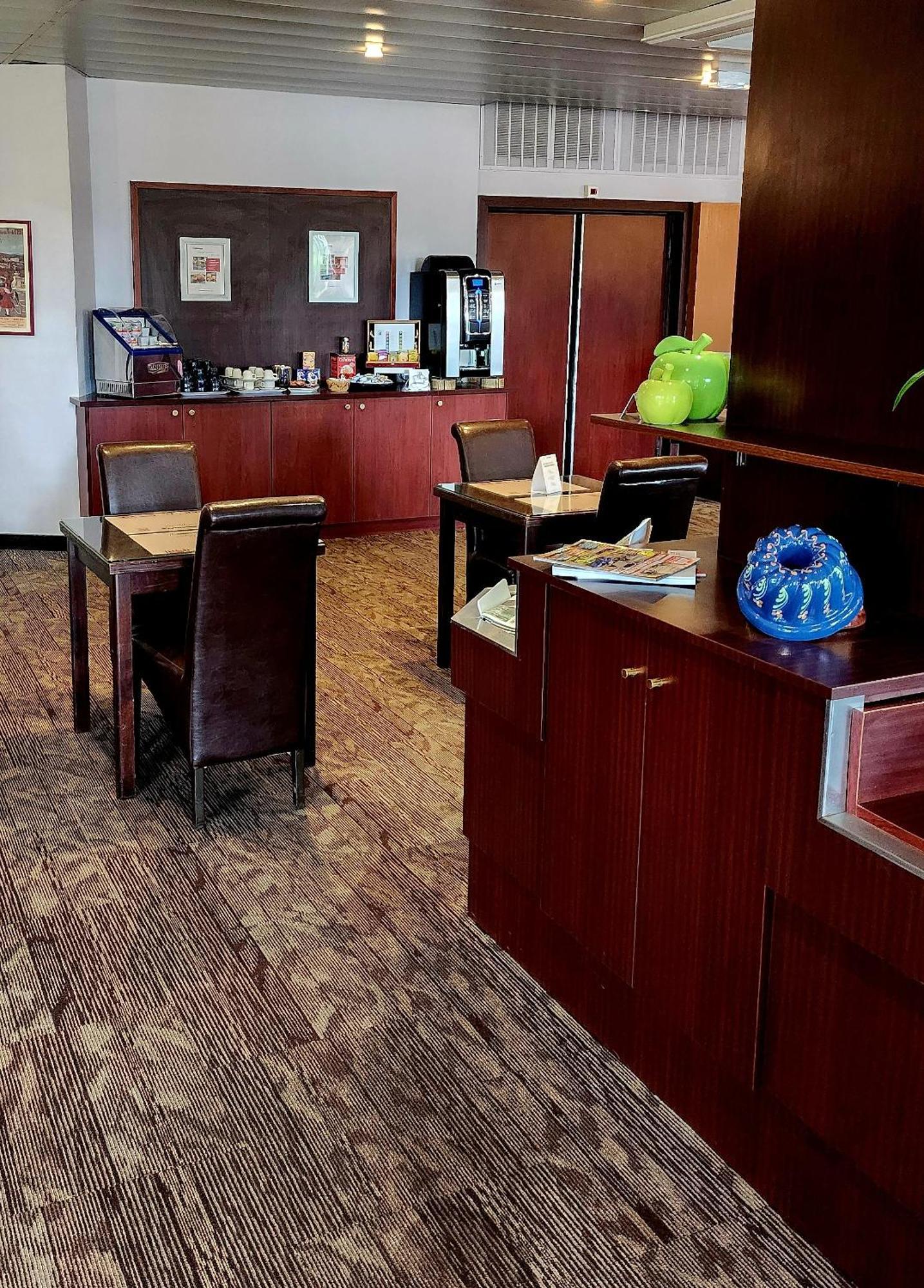 The Originals City, Hotel Le Forum, Strasbourg Nord Schiltigheim Εξωτερικό φωτογραφία