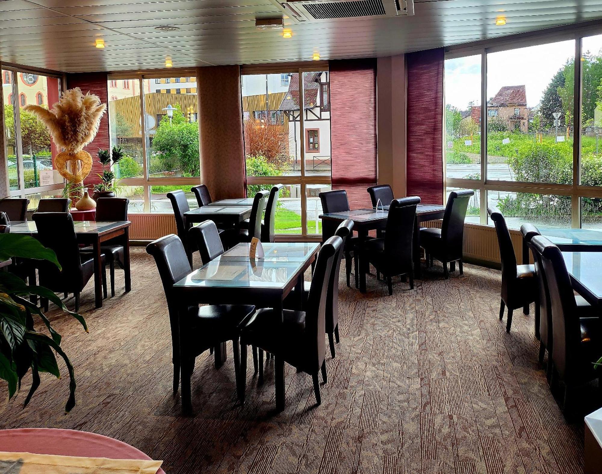 The Originals City, Hotel Le Forum, Strasbourg Nord Schiltigheim Εξωτερικό φωτογραφία